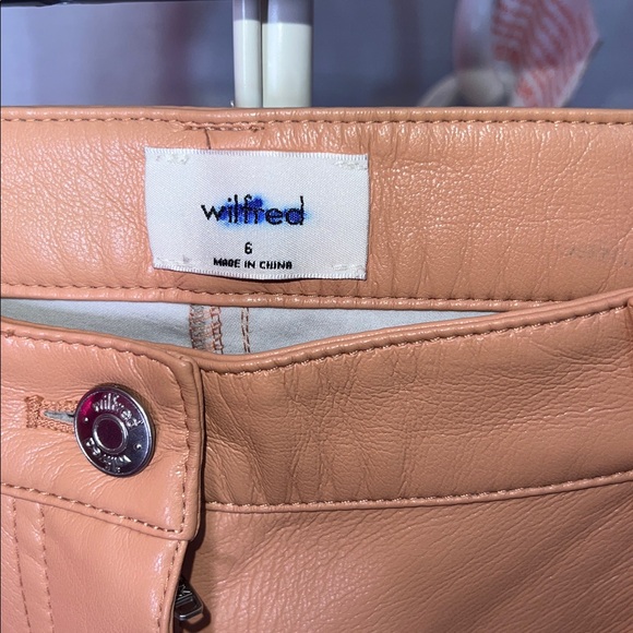 Wilfred salmon|peach Faux Leather Ankle Jeans - Picture 3 of 3